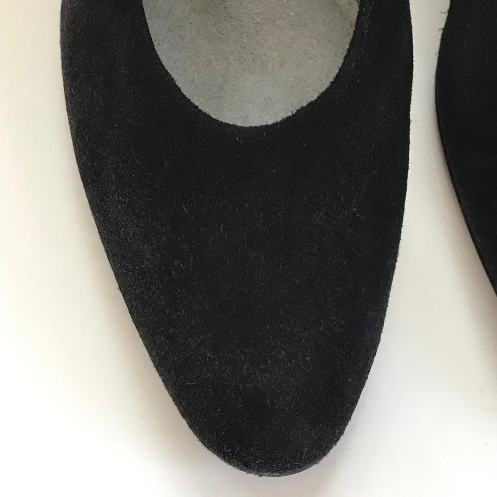 STUART WEITZMAN Black Suede Pump Kitten Heels Women’s Size 10 NARROW